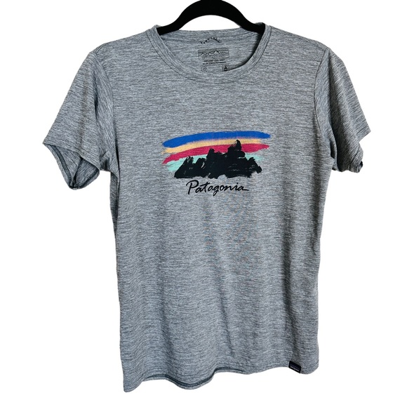 Patagonia Capilene Cool Daily Graphic Shirt in Feather Women’s Gray Size Small - Picture 2 of 9
